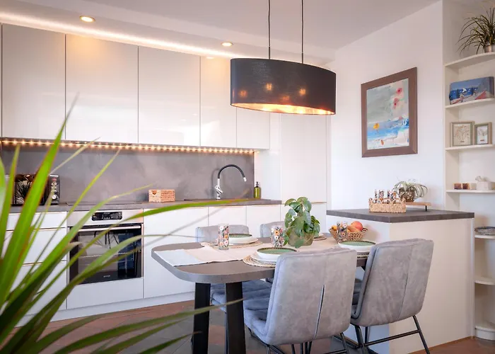 Kalina Deluxe Apartments